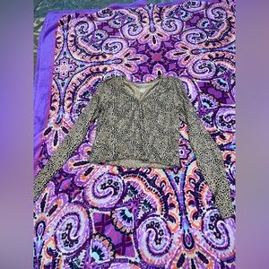 American Eagle top. Size small. Cheetah print long sleeve top.